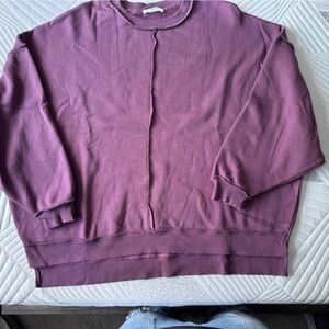 Zenana Outfitters Women's Purple Sweatshirt
